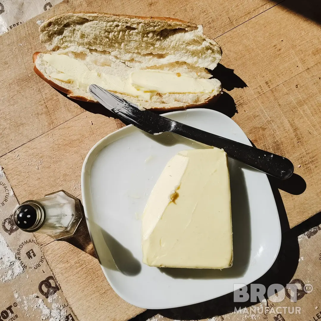 Laugenstange imagine mare